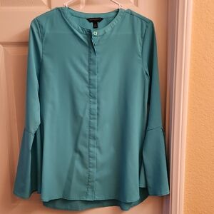 Banana Republic Green Bell Sleeve Blouse